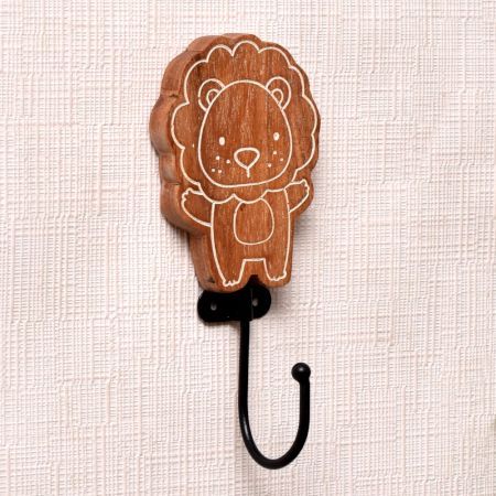 Brown Wooden Lion Wall Hooks For Kids
